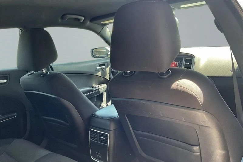 2015 Dodge Charger 7th Gen - Image 15 of 20