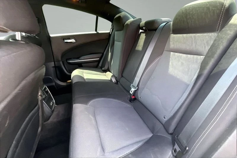 2015 Dodge Charger 7th Gen - Image 17 of 20