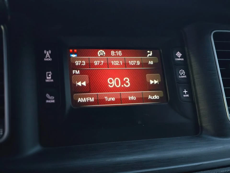 2015 Dodge Charger 7th Gen - Image 13 of 18
