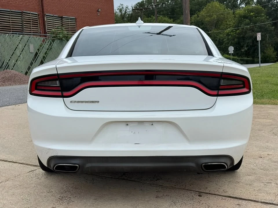 2015 Dodge Charger 7th Gen - Image 4 of 11