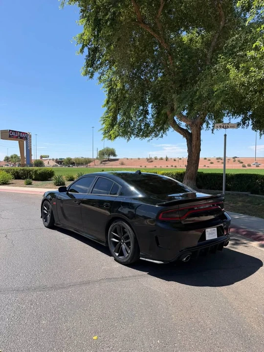 2015 Dodge Charger 7th Gen - Image 2 of 4
