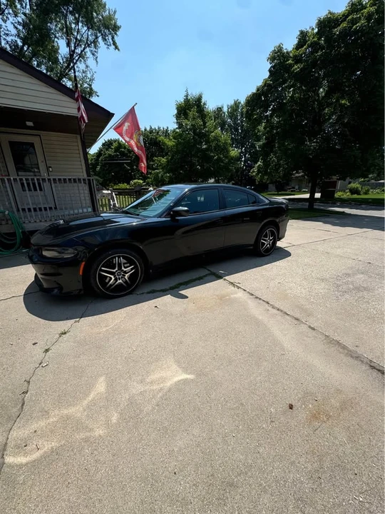 2015 Dodge Charger 7th Gen - Image 2 of 9