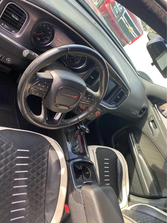2015 Dodge Charger 7th Gen - Image 2 of 2