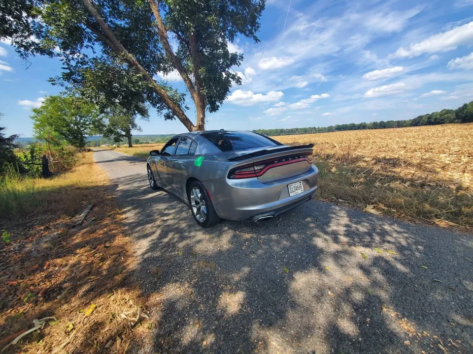 2015 Dodge Charger 7th Gen - Image 2 of 8
