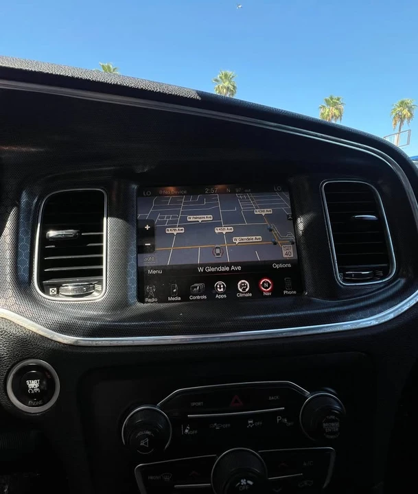 2015 Dodge Charger 7th Gen - Image 13 of 20