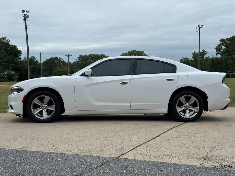 2015 Dodge Charger 7th Gen - Image 2 of 11