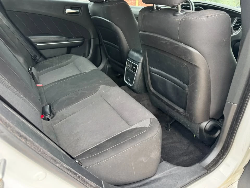 2015 Dodge Charger 7th Gen - Image 8 of 11