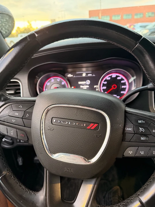 2015 Dodge Charger 7th Gen - Image 9 of 12