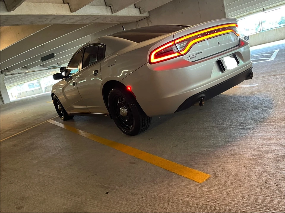 2015 Dodge Charger 7th Gen - Image 5 of 10