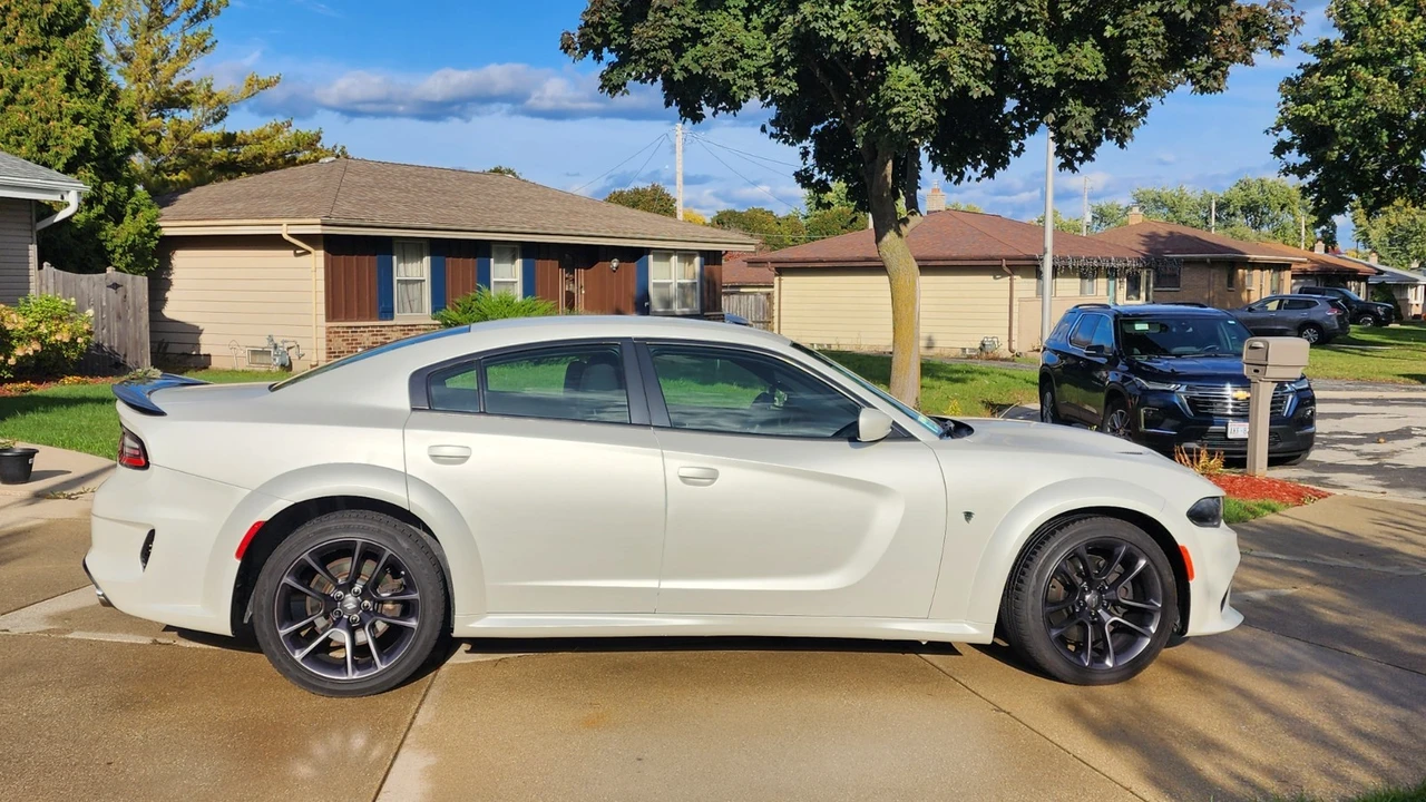 2015 Dodge Charger 7th Gen - Image 7 of 14