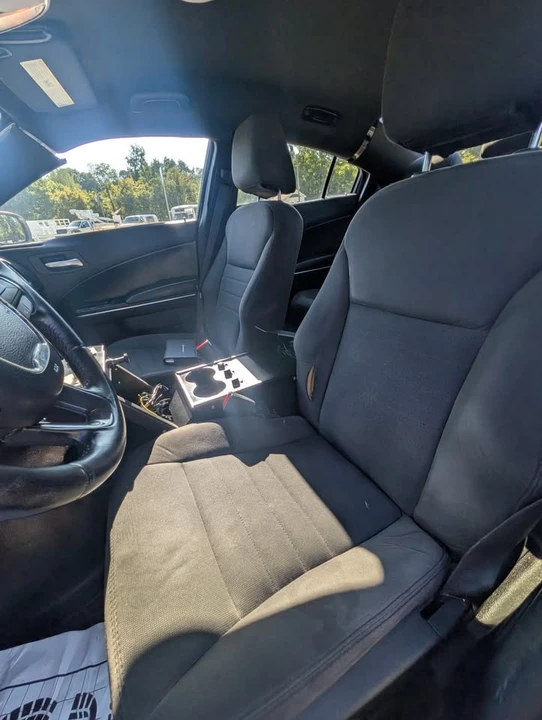 2015 Dodge Charger 7th Gen - Image 10 of 16