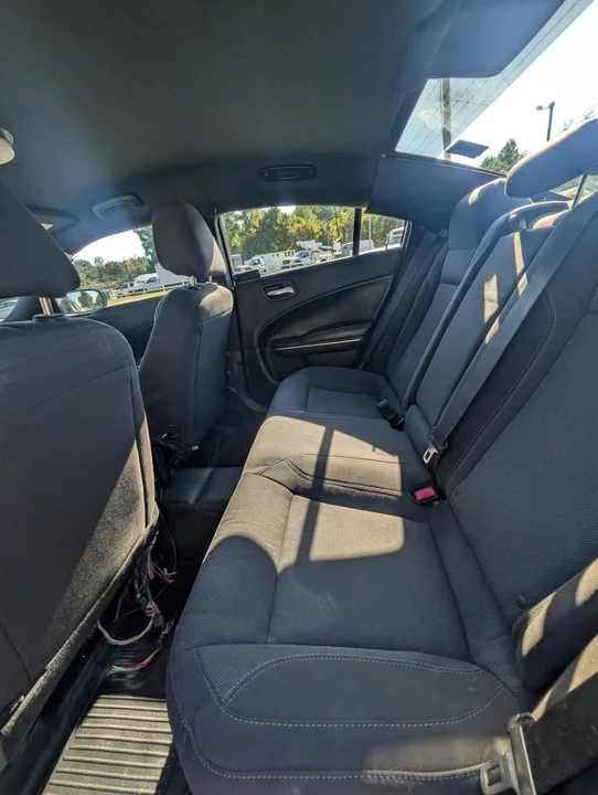 2015 Dodge Charger 7th Gen - Image 11 of 16