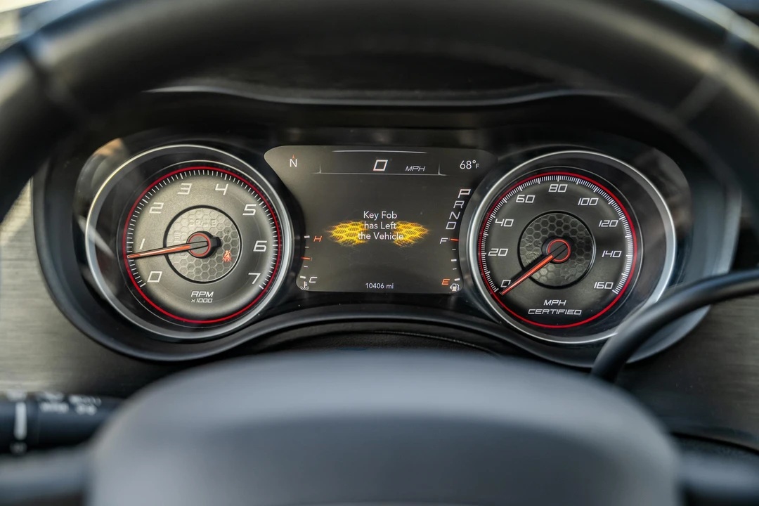 2015 Dodge Charger 7th Gen - Image 28 of 31