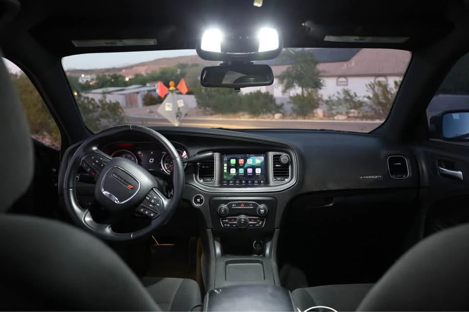 2015 Dodge Charger 7th Gen - Image 5 of 8