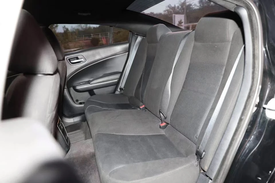 2015 Dodge Charger 7th Gen - Image 6 of 8