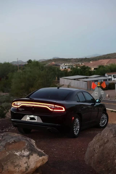 2015 Dodge Charger 7th Gen - Image 2 of 8