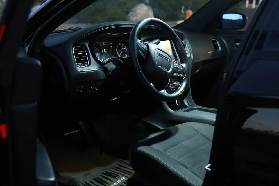 2015 Dodge Charger 7th Gen - Image 4 of 8