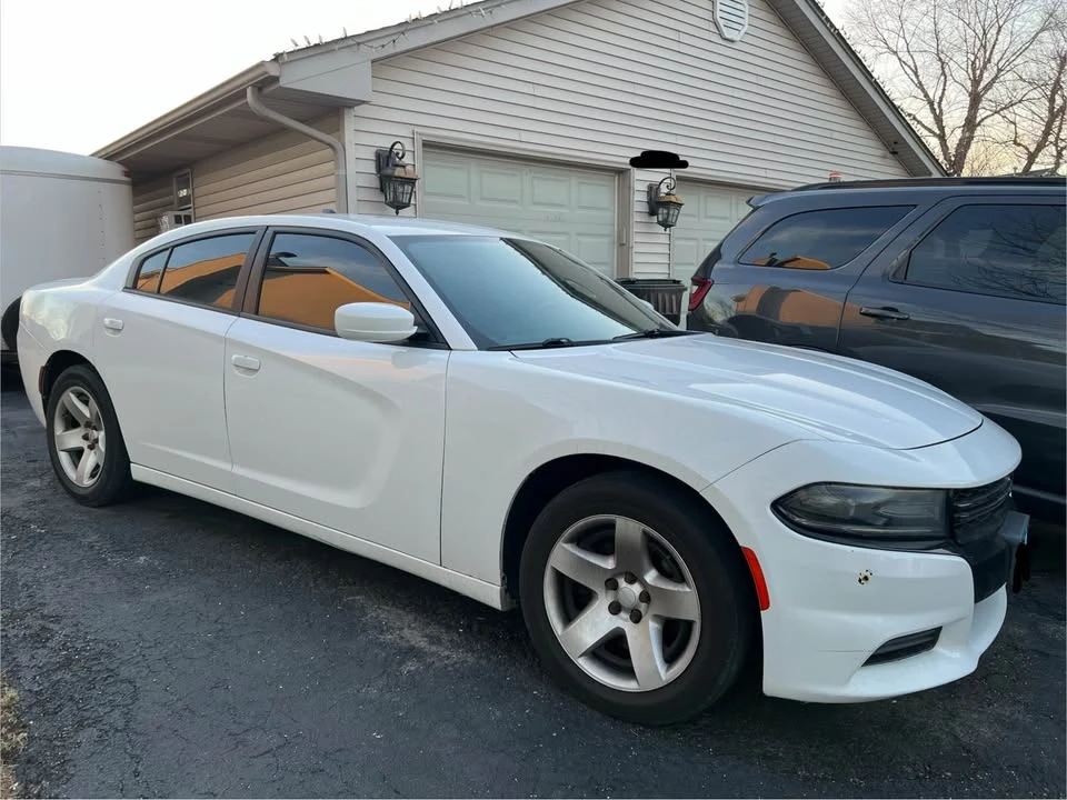 2015 Dodge Charger 7th Gen - Image 2 of 10
