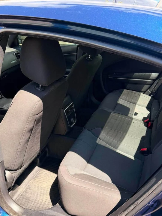 2015 Dodge Charger 7th Gen - Image 8 of 12