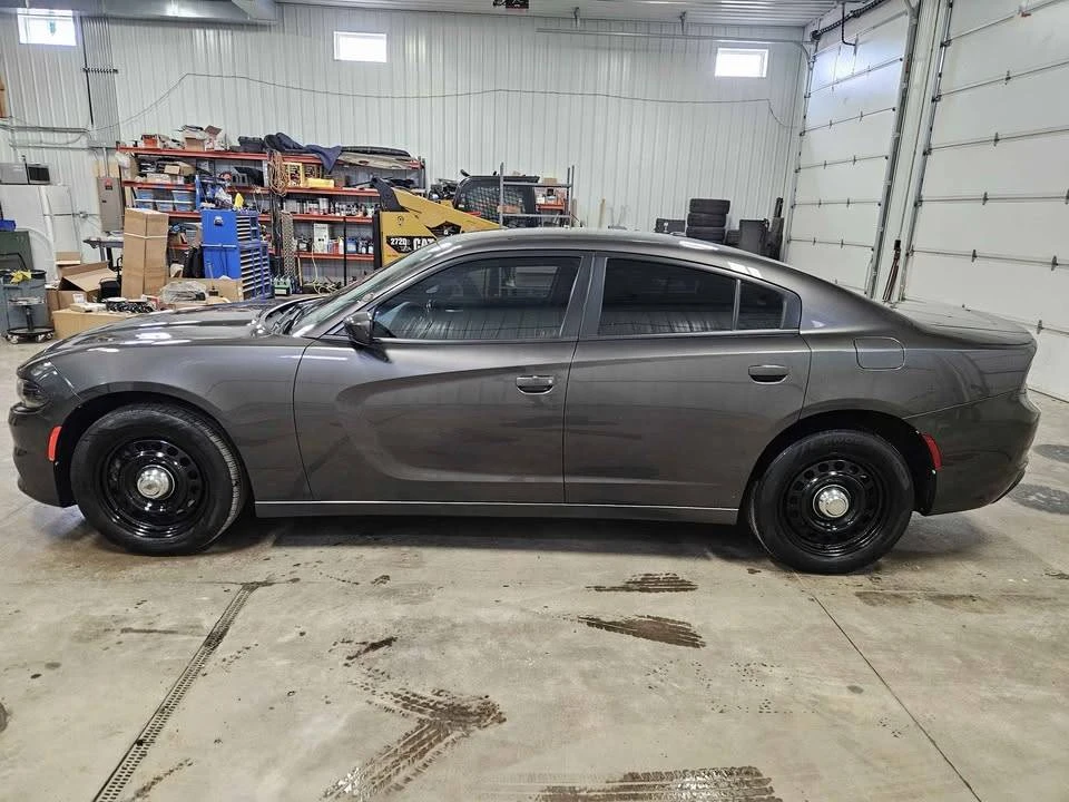 2015 Dodge Charger 7th Gen - Image 2 of 18