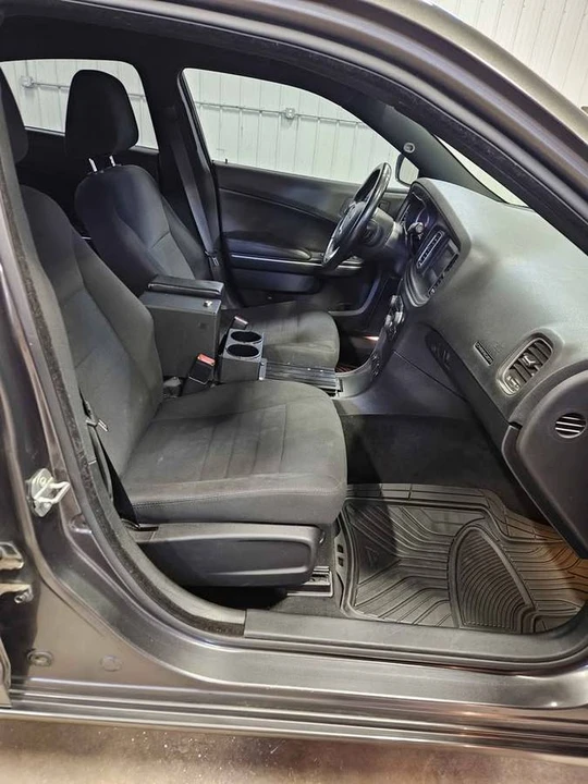 2015 Dodge Charger 7th Gen - Image 17 of 18