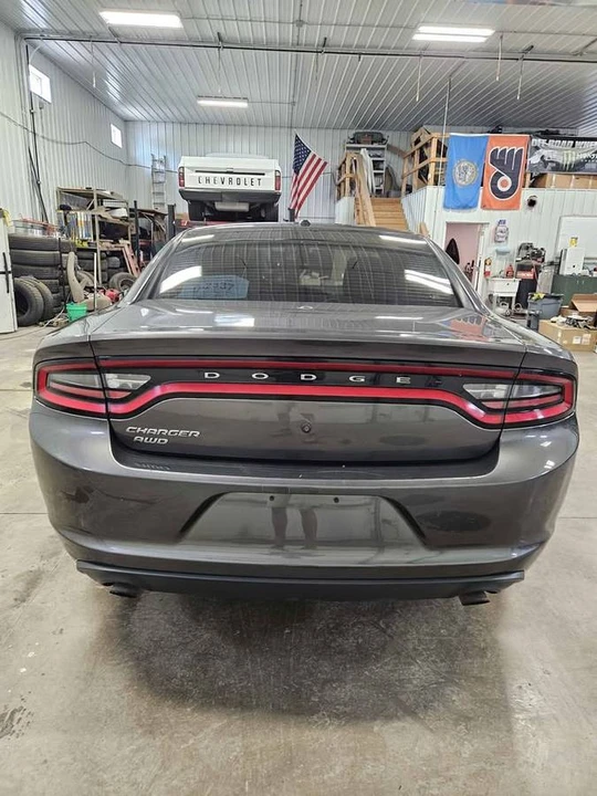 2015 Dodge Charger 7th Gen - Image 4 of 18