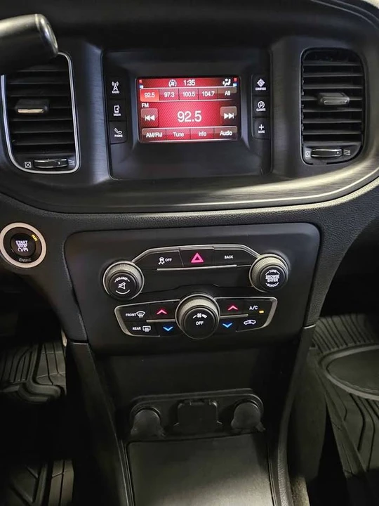 2015 Dodge Charger 7th Gen - Image 18 of 18