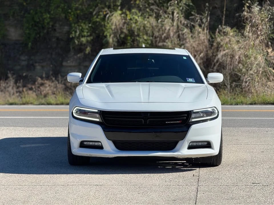 2015 Dodge Charger SRT Hellcat 7th Gen - Image 2 of 16