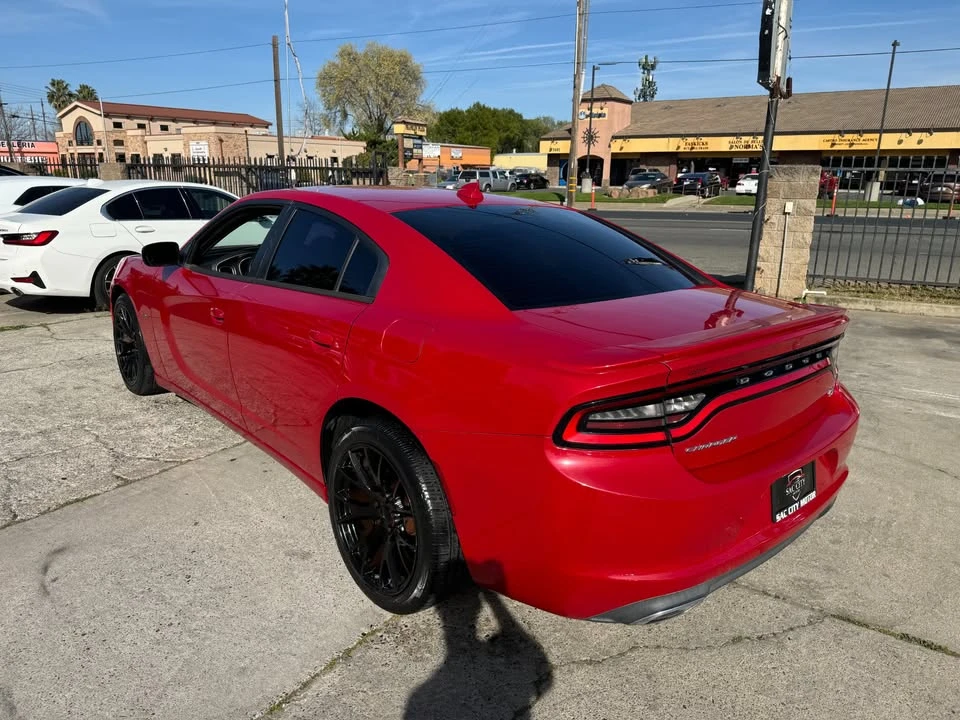 2015 Dodge Charger 7th Gen - Image 9 of 20