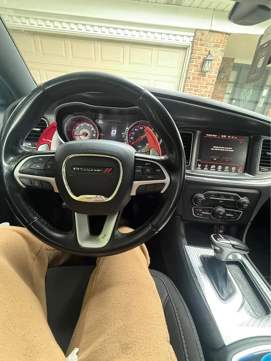 2015 Dodge Charger 7th Gen - Image 5 of 8