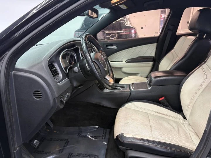 2015 Dodge Charger 7th Gen - Image 13 of 13