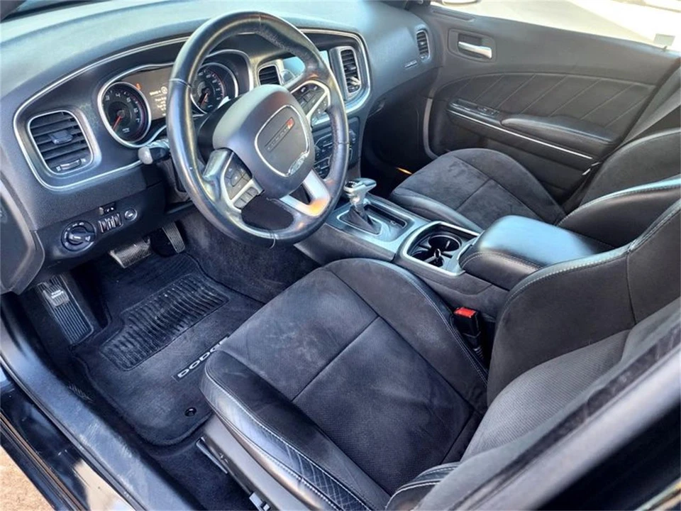 2015 Dodge Charger 7th Gen - Image 11 of 12