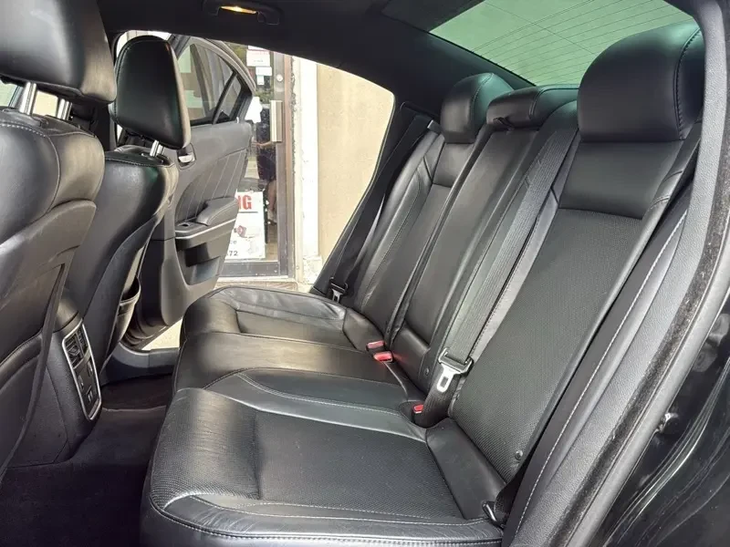 2015 Dodge Charger 7th Gen - Image 10 of 12