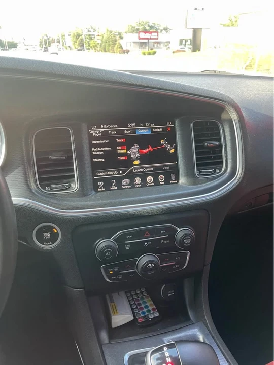2015 Dodge Charger 7th Gen - Image 5 of 12