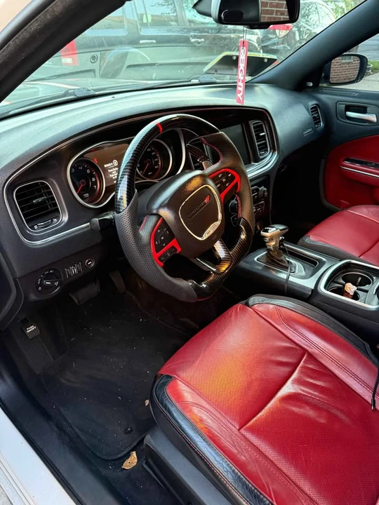 2015 Dodge Charger 7th Gen - Image 4 of 8