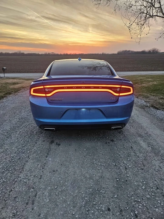 2015 Dodge Charger 7th Gen - Image 3 of 11