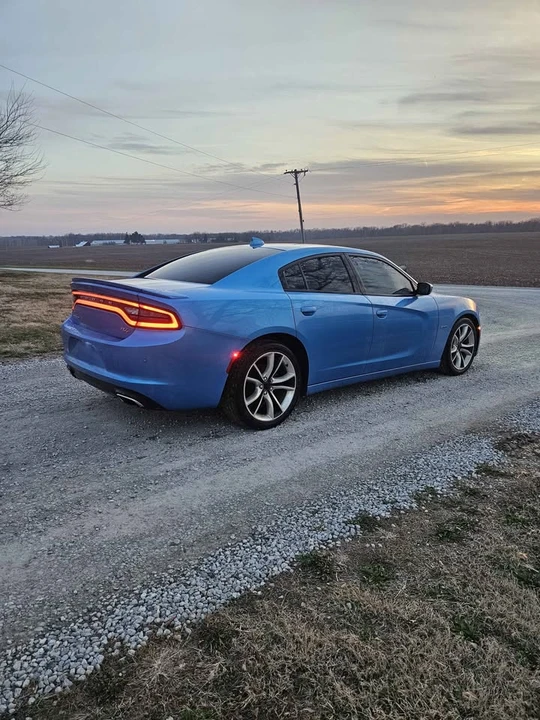 2015 Dodge Charger 7th Gen - Image 4 of 11