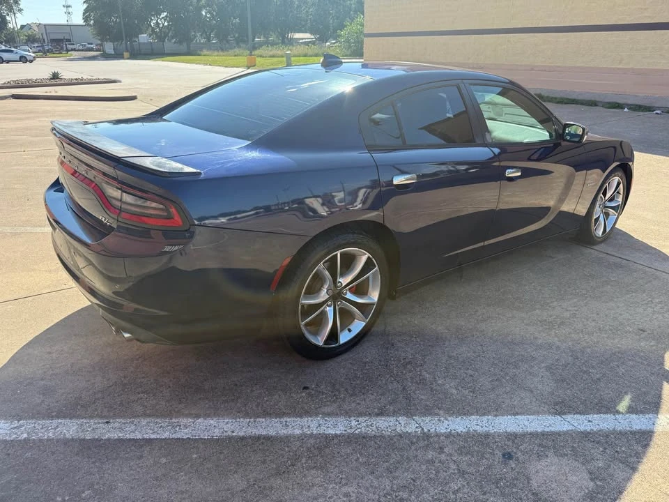 2015 Dodge Charger 7th Gen - Image 4 of 10