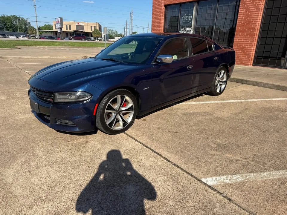 2015 Dodge Charger 7th Gen - Image 2 of 10
