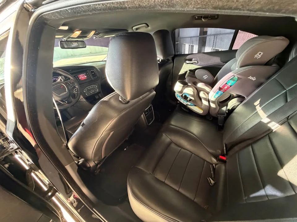 2015 Dodge Charger 7th Gen - Image 8 of 12