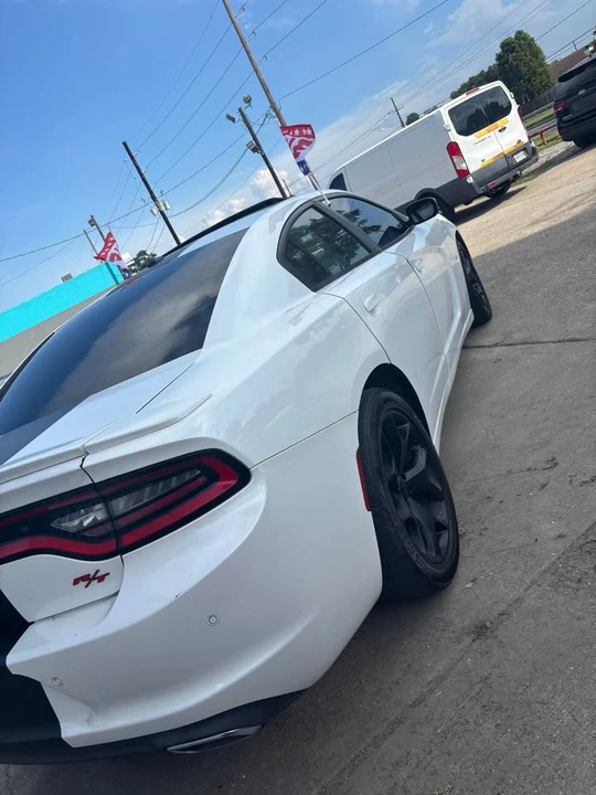 2015 Dodge Charger 7th Gen - Image 15 of 16