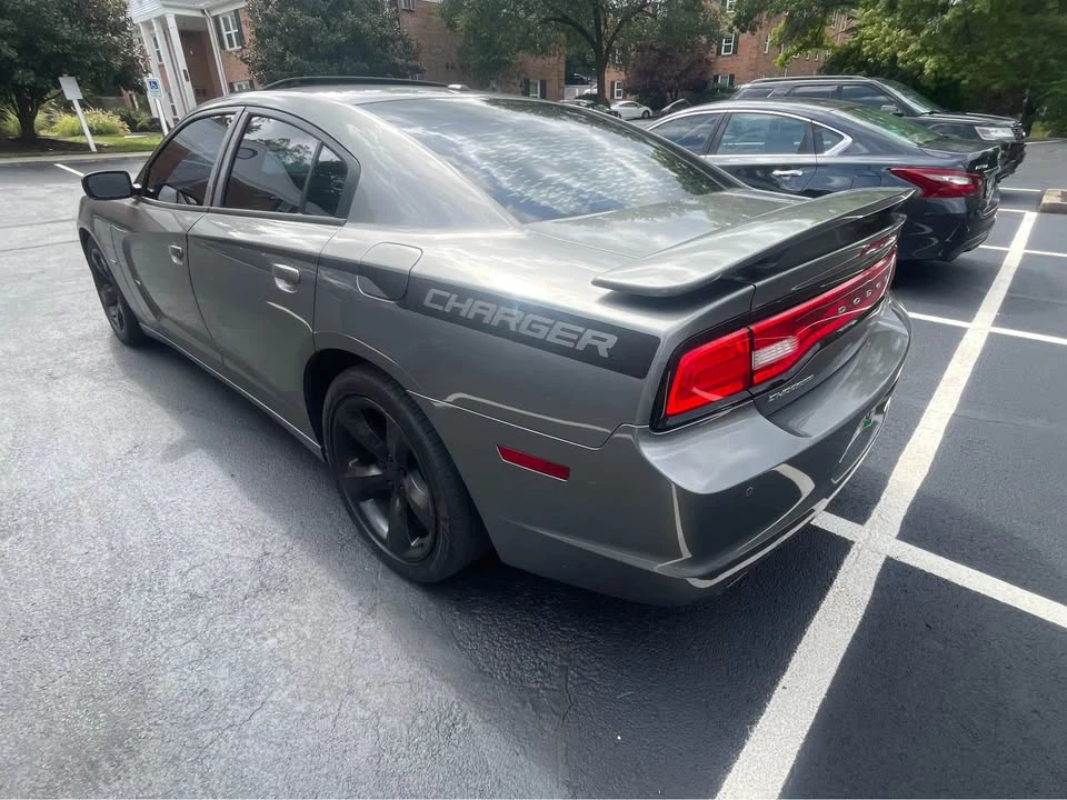 2015 Dodge Charger 7th Gen - Image 2 of 11