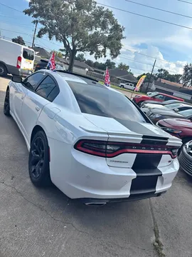 2015 Dodge Charger R/T Max Sedan 4D