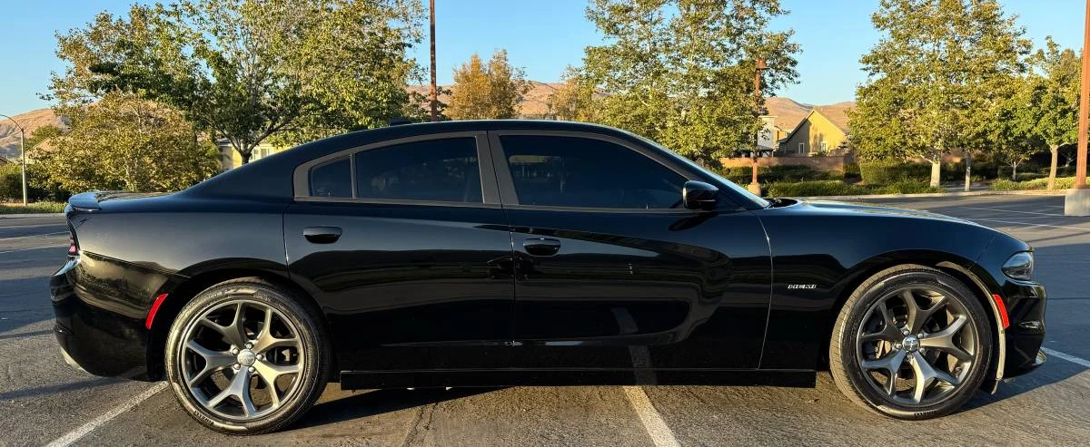 2015 Dodge Charger 7th Gen - Image 2 of 12