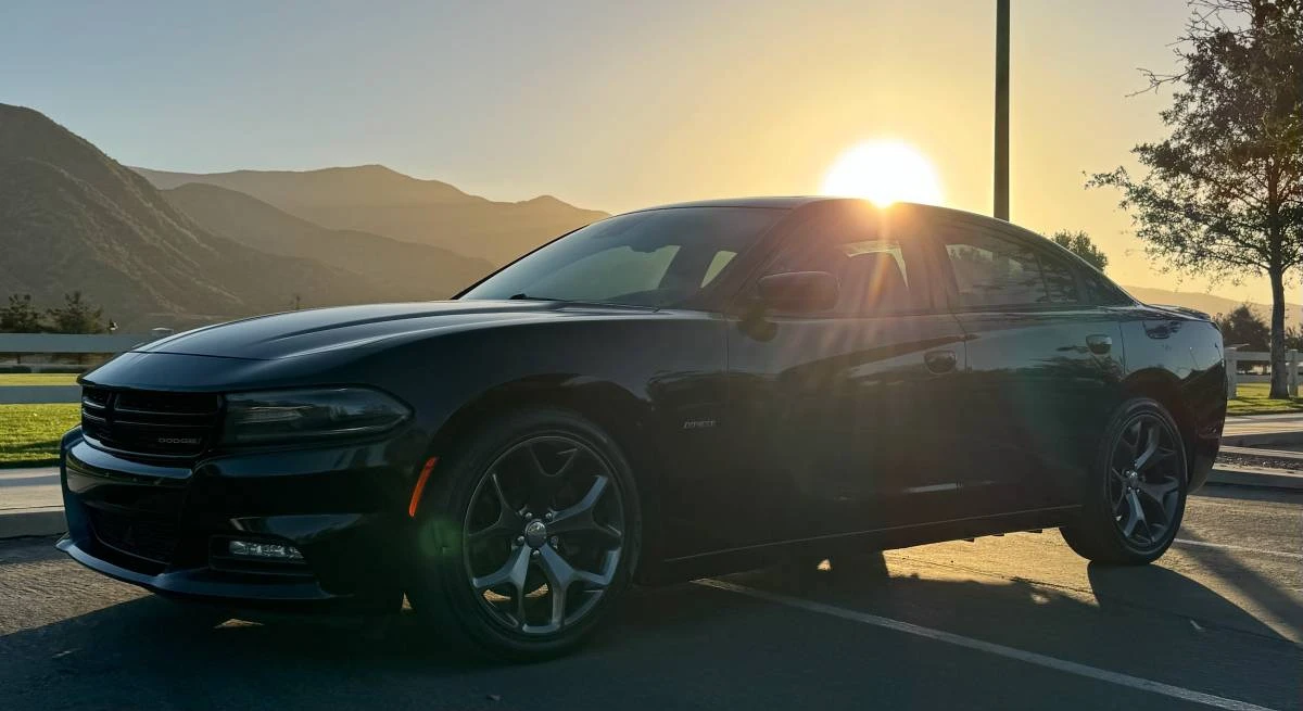 2015 Dodge Charger 7th Gen - Image 4 of 12