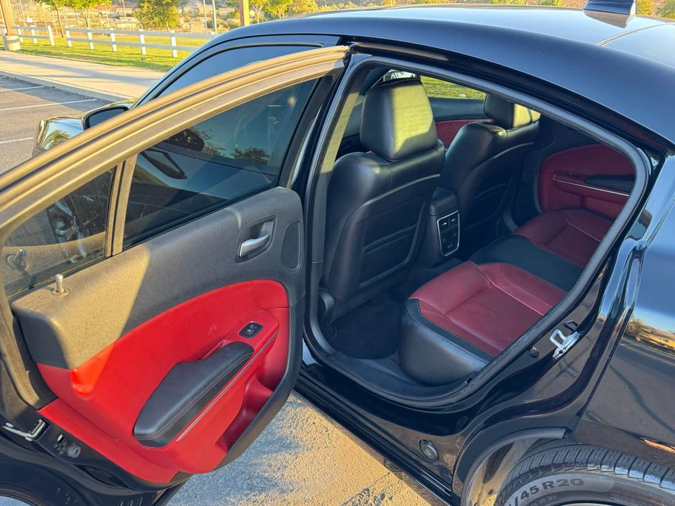 2015 Dodge Charger 7th Gen - Image 12 of 12
