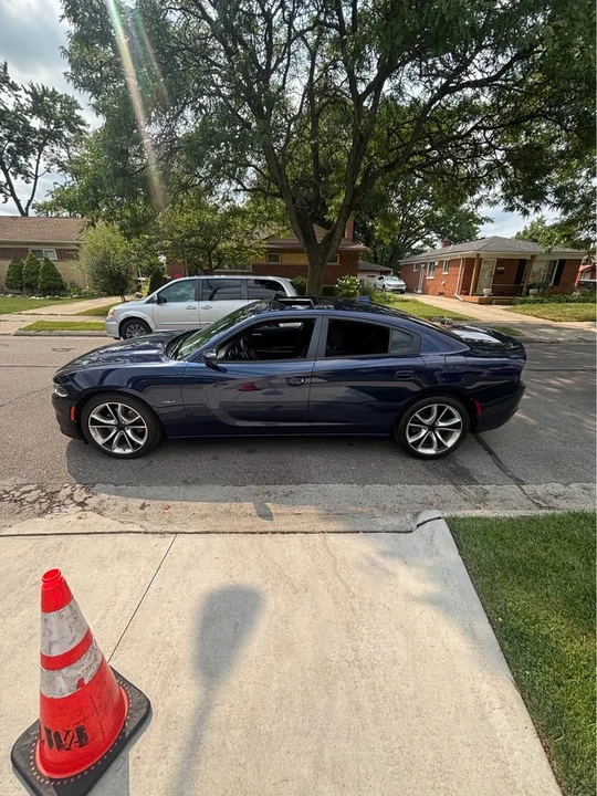2015 Dodge Charger SRT Hellcat 7th Gen - Image 3 of 15