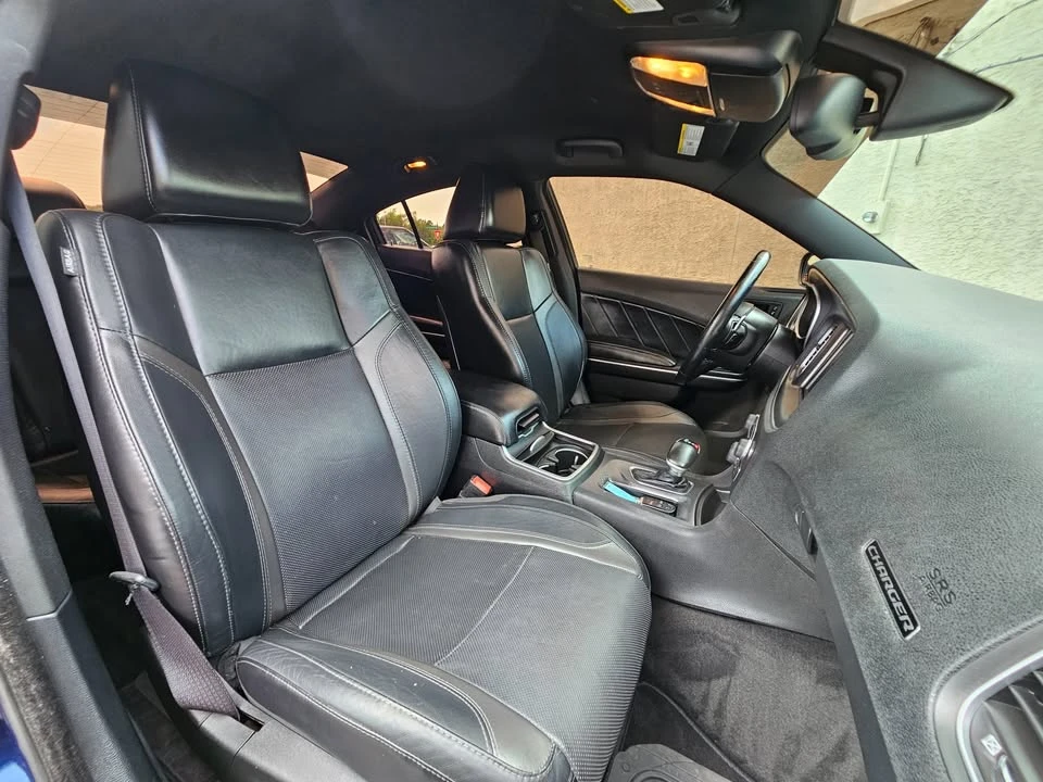 2015 Dodge Charger 7th Gen - Image 12 of 20
