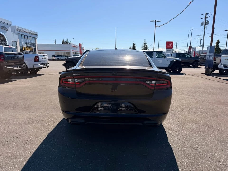2015 Dodge Charger 7th Gen - Image 4 of 8