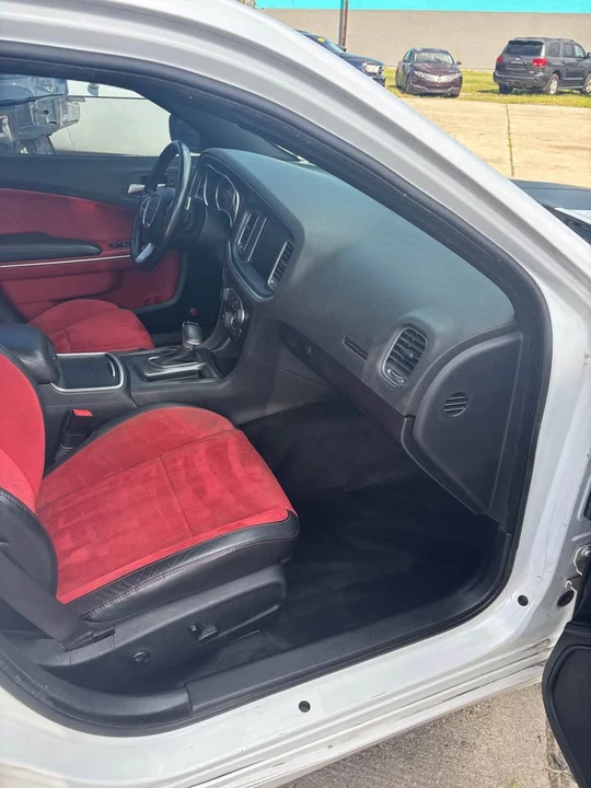 2015 Dodge Charger 7th Gen - Image 19 of 20